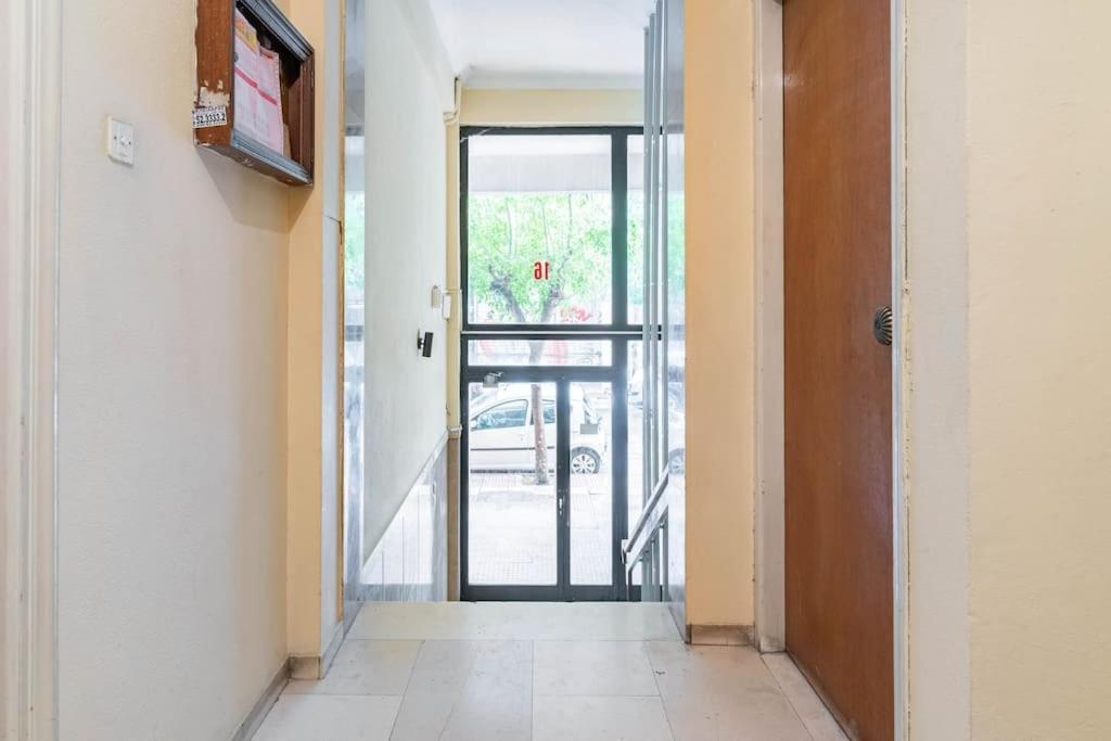 Stylish And Central Apt Near Acropolis - Avdi Square Athens Exterior photo